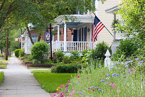 idyllic-yards-with-flags.jpg